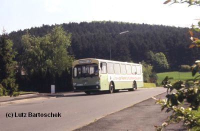Hier machen wir uns vor der Kulisse des Rauschenberges wieder auf den Weg ...