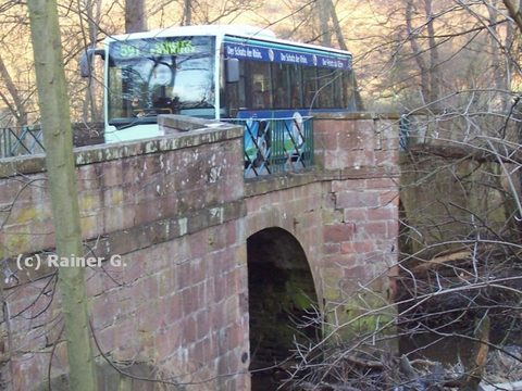 Und hier haben wir ihm nochmals aufgelauert: Auf der Rückfahrt von Fulda nach Schlitz geht es erneut über eine Brücke...