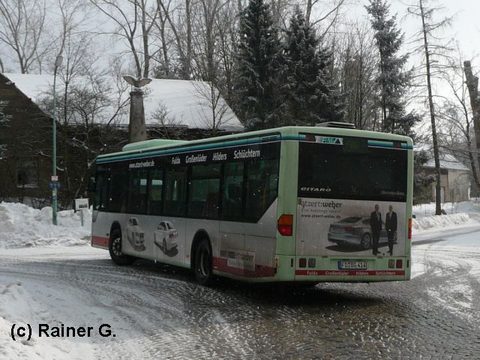 ... bei winterlichem Verhältnissen auf den Bus