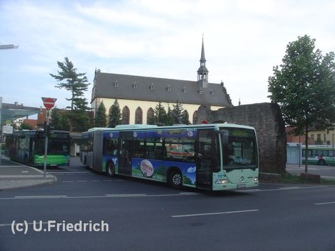 Juni 2008 bei der Abfahrt vom Stadtschloß wieder auf Linie 591