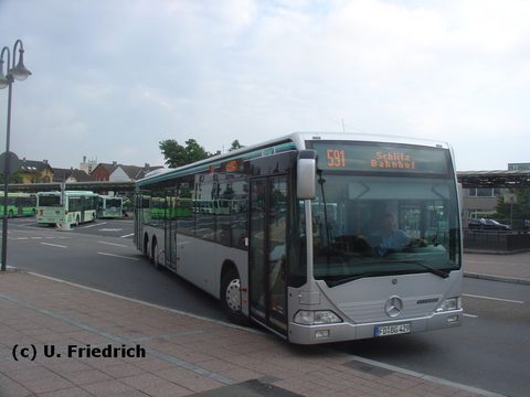 Hier kommt er also um die Ecke gebogen