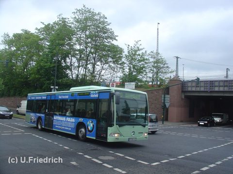 Drei Monate später auf Linie 60 von Hosenfeld kommend