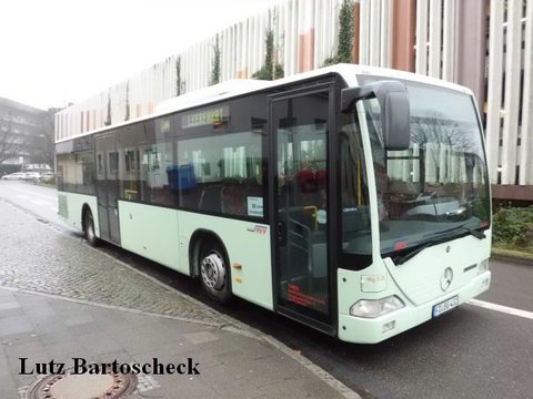 *neu Nochmals Kaiserstraße Neumünster Anfang 2012. Alle Aufnahmen aus dem Hohen Norden verdanken wir Lutz Bartoscheck