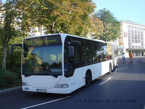 Eine erste Aufnahme gelang am 12. Oktober 2006: Unterwegs auf Linie 591 in die 30 Kilometer entfernte Burgenstadt Schlitz