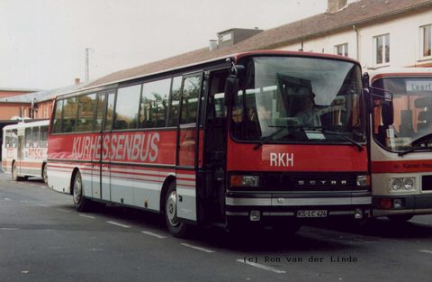 Ein Setra S215RL: Auch dieses Photo entstand in Kassel.