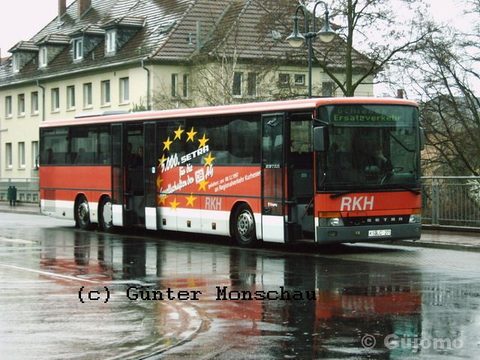 Und hier noch ein besonderes Photo von Günter: Es zeigt den RKH 271, einen Setra S 319 UL. Er ist der 5.000ste Setra, der an eine der DB-Busgesellscha