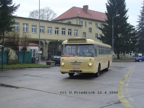 Hier noch ein Photo aus anderer Perspektve, ebenfalls am 22. April 2006 aufgenommen