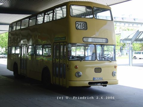 Wagen 2556 ist ein weiterer Bus dieses Bautyps, hier an der Betriebshaltestelle des ZOB