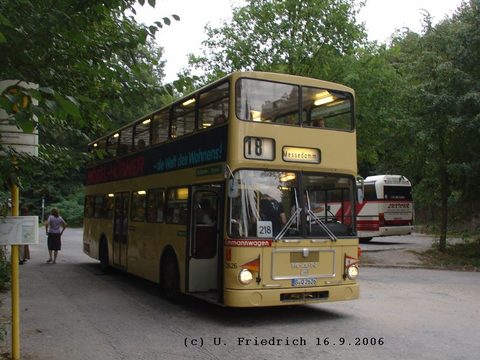 Am wunderbar warmen 16. September war 2626 ausnahmsweise mal auf der 218 unterwegs (hier als frühere Linie 18 ausgeschildert), ach ja, das war schön!