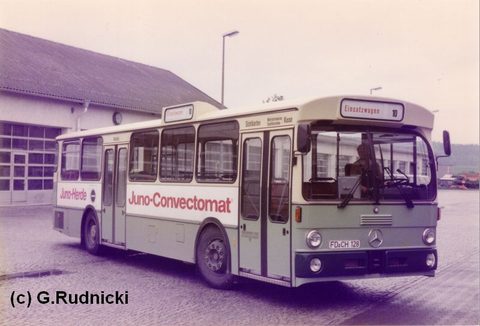 Wg 12 Bj. 1984 MB O 305 FD-CH 128 Der letzte O305, der angeschafft wurde: Wagen 12. Wie auch die Aufnahmen zuvor, so stammt auch diese von Herrn G. R