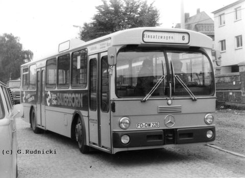 Wg 31 Bj 1976 MB 0 305 FD-DW 226 Wagen 31, 1978 mit Werbung für Diplomoptiker Sauerborn  Ein weiteres Photo gibt es hier  (c) G. Rudnicki