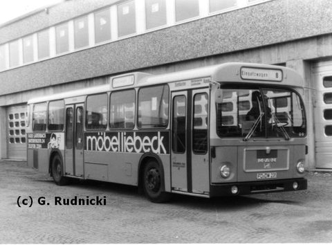 Wg 35 Bj. 1978 MAN SL 200 FD-DW 231 A 1993 Wagen 35, 1978 mit Werbung für Möbel Liebeck, anscheinend auf dem Betriebshof von Herrn Rudnicki aufgenomme