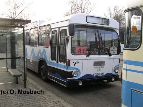 Auch dieses Photo stammt von Herrn Mosbach - vielen Dank! Der Bus davor ist übrigens auch ehedem in Fulda unterwegs gewesen: Es ist der frühere Üwag-W