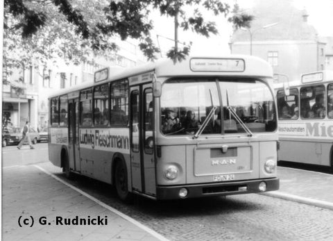 Wg 5 Bj. 1970 MAN 750 HO-SL FD-N 24 Der andere der beiden 750 HO-SL, ebenfalls im Jahre 1978 von Herrn Rudnicki aufgenommen. Er wirbt für die Buchand