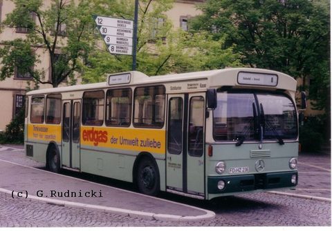 Im Juni 1992, also etwa ein Jahr vor seiner Ausmusterung, traf Herr Rudnicki nochmals auf Wagen 9, der nun jedoch Werbung für Erdgas hatte. Im Sommer