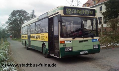 Seit Ende 2009 ist der Bus bei der VGF (Verkehrsgesellschaft Fulda) im Raum Schlüchtern eingesetzt. Hier steht er am neuen Einsatzort, in Vollmerz vor