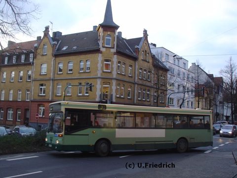 ... habe ich ihm dann noch in der Lindenstraße aufgelauert, um eine Aufnahme von ihm unterwegs zu bekommen.