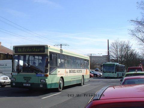 Am 6. März bei Sonnenschein mittags im Schülerverkehr