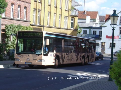 ... und fuhr nachmittags dann eine Runde auf der Linie 1, hier in der Adalbertstrasse ...