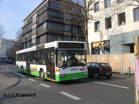 Wieder in der Rabanusstraße auf der 4 Richtung Edelzell, nun aber im März 2007 bei Sonnenschein, von vorne ...