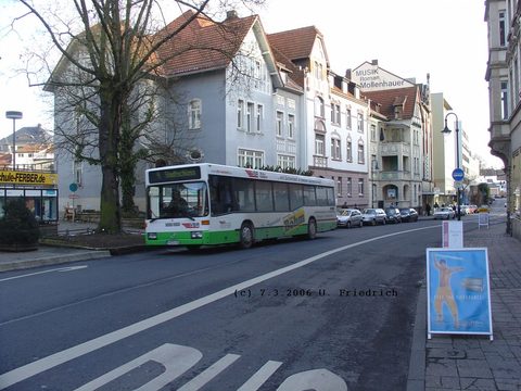 Im März 2006 kommt er auf Linie 4 durch die Rabanusstraße ...