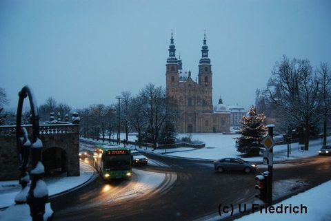 Es weihnachtet: Ende November 2010 vor dem Dom