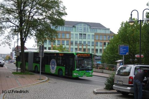 Im Oktober 2010 wurden zwei neue Gelenkbusse in Betrieb genommen: Eine allererste Aufnahme von FD-N 745 entstand am 5. Oktober