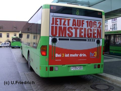 Im Dezember 2009 mit Heckwerbung für das Programm hr3 des Hessischen Rundfunks