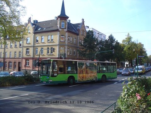 Hier schließlich noch eine Aufnahme vom Oktober 2006: Beim Abbiegen von der Nikolaus- in die Lindenstraße