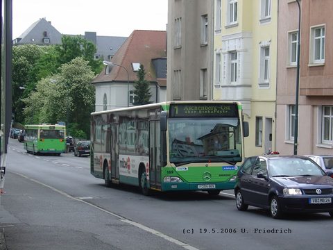 FD-N 869 / Funknummer 169 im Mai 2006 auf der heutigen Linie 1, der früheren 10A: Aufgrund von Straßensperrungen wegen eines Open-Air Konzertes wieder