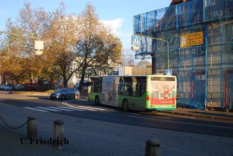 *neu Wie FD-N 593 so hat auch er neben seiner Werbung für K&L noch immer die Heckwerbung für den Hessischen Rundfunk - die, ebenfalls wie bei FD-N 593