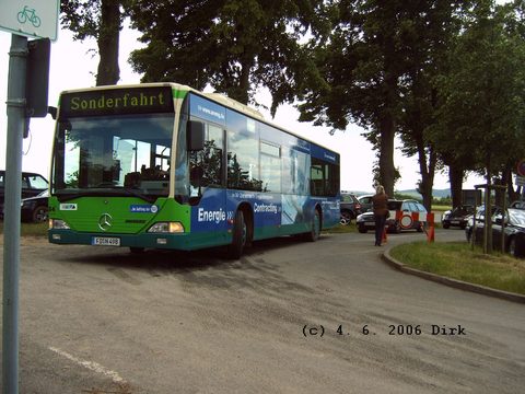 Auf dem Weg nach Fasanerie gab es immer wieder kleinere Staus. Durch die Freiwillige Feuerwehr Eichenzell wurde der Verkehr aber immer gut geleit. Dir