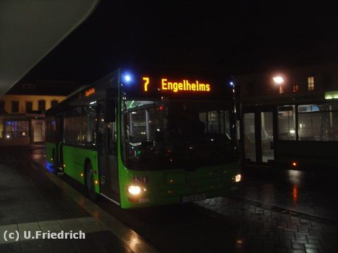 Eine erste Aufnahme entstand abends am Stadtschloß im März 2008