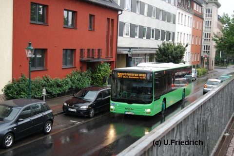 Wieder ohne TrafficBoard: Hier im August in der Kurfüstenstraße auf Linie 9A