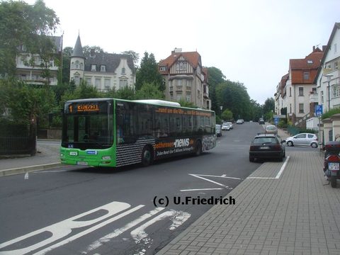 In der Adalbertstraße. Der Sommer 2007 hatte viele Tage mit grauem Himmel zu bieten