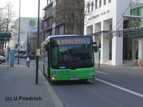 Februar 2008 an der Haltestelle "Universitätsplatz"