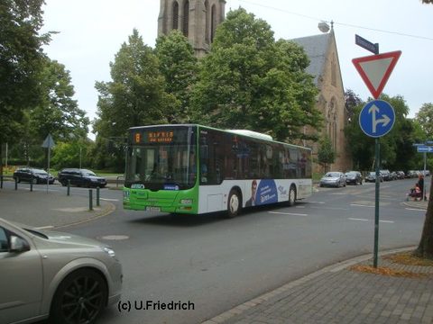Im Juli 2009 auf Linie 8 in der Sturmiusstraße