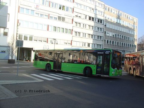 Kurvenfahrt: Ankunft am Stadtschloß