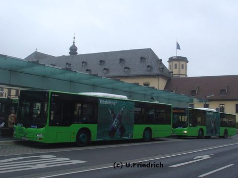 Zweimal Licher Bier: Wagen 151 und Wagen 149 am 12.10. hintereinander am Stadtschloß