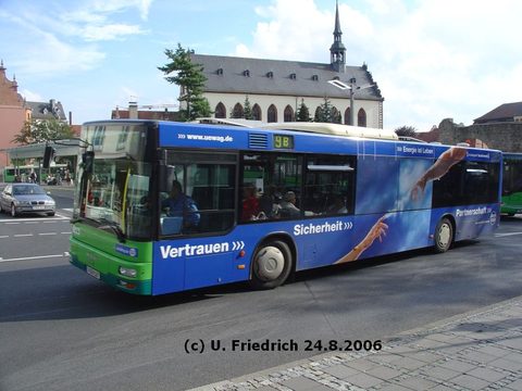 Abfahrt am Stadtschloß auf Linie 9B