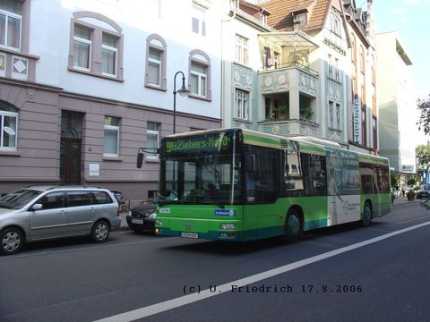 Nochmals die Rabanusstraße, nun aber im August 2006