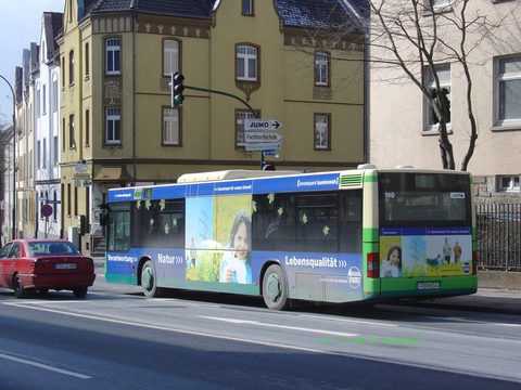 Hier auch mal die Heckansicht von Wagen 160, ebenfalls in der Leipziger Straße, allerdings nun stadteinwärts