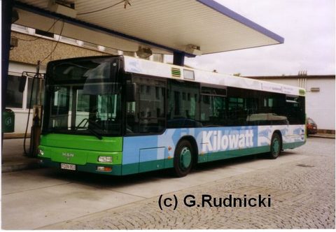 Als Herr Rudnicki den Bus fotografierte, war er gerade in seinem ersten Betriebsjahr unterwegs - und warb für die Üwag