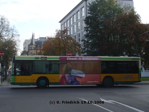 Im Oktober kreuzte er gerade die Heinrichstraße, als ich zuschlug