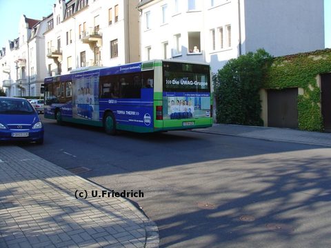 Heckansicht: Unterwegs in der Adalbertstraße Richtung Aschenberg