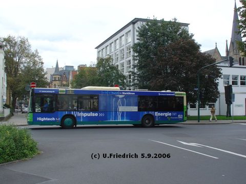 Am gleichen Tag beim Überqueren der Heinrichstraße