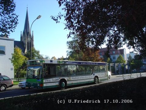 Im Oktober vor der Christuskirche