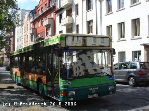 Durchs Spiel von Licht und Schatten in der Sturmiusstraße