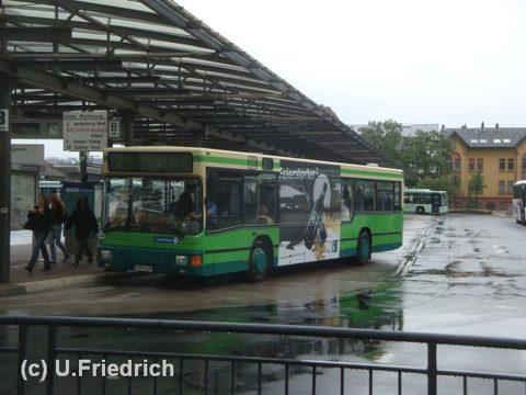 Im Juni 2009 gibt es erneut ein Trafficboard, für Licher Bier. Hier bei Regenwetter auf Linie 2 am ZOB