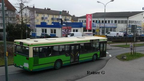 *neu Im Januar 2013 ist die Heckwerbung gelöscht: Rainer erwischte den Bus auf Linie 7 in der Heidelsteinstraße